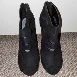 Nine West KourtX5 Mesh High Heel Peeptoe Shooties